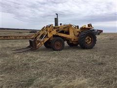 Case 480B 2WD Tractor & Loader 