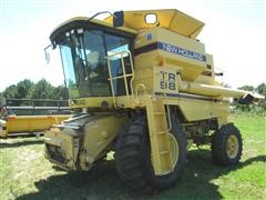 1998 New Holland Tr 98 Combine 