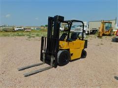 Caterpillar V50D Forklift 