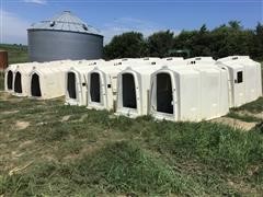 Portable Plastic Calf Shelters 