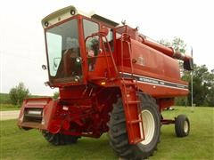 1980 International 1460 Hydro Combine 