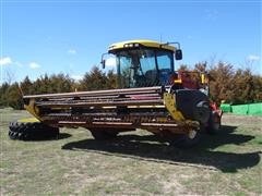 2007 New Holland HW325 Windrower 