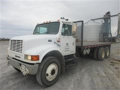 1999 International 4900 T/A Flatbed Truck 