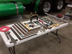 Carpenter Tools & Equipment 