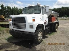 1988 Ford L9000 Spreader Truck 