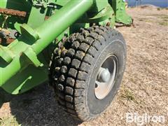 items/e3e7fd40da57ee11a81c00224890f82c/krone12130baler_4868b44d0a4d40bb9c7f1445e1760c2f.jpg