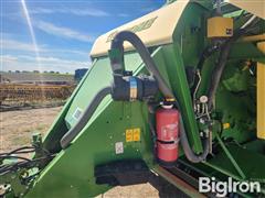 items/e3e7fd40da57ee11a81c00224890f82c/krone12130baler_71e2bad9a86b414094d885d48e0fd4ed.jpg