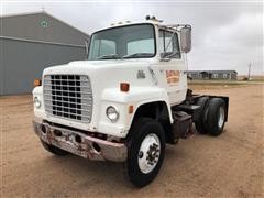 1982 Ford 8000 S/A Truck Tractor 