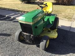 John Deere 317 Lawn Tractor 