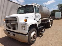 1995 Ford L8000 T/A Liquid Fertilizer Delivery Truck 