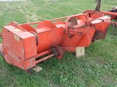 items/e5d90f2b0ab3ea118b710003fff94c59/foxsuper1000silagechopper3row30and7hayhead-38.jpg