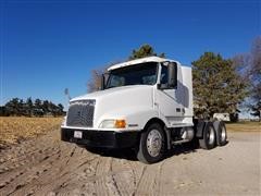 1998 Volvo VNL64T T/A Truck Tractor 