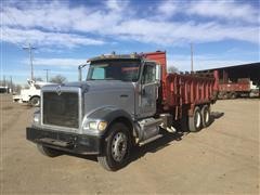 2000 International 9900i Manure Spreader Truck 