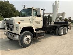 1990 Ford L8000 T/A Flatbed Boom Truck W/National 95 Knuckleboom 