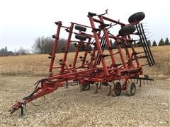 Case IH 4300 Field Cultivator 