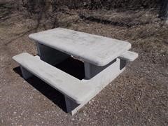 Hanson Silo 6' Precast Concrete Picnic Table 