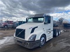 2008 Volvo VNL64T300 T/A Truck Tractor 