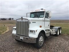 1984 Kenworth W900 T/A Truck Tractor 