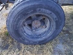 items/ec57808d3466e41180bd00155de187a0/ih1854truck