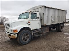 1992 International 4900 S/A Grain Truck 