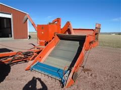 Allis Chalmers 66 Combine 