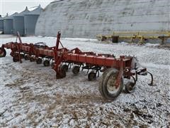 IH 133 Cultivator 