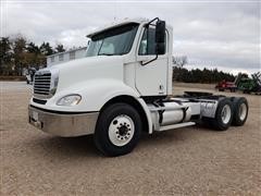 2006 Freightliner Columbia 112 T/A Truck Tractor 