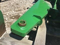 items/f28fb14437d0ea11bf210003fff94c59/johndeere840loaderbucketgrapplebrackets-65.jpg