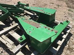 items/f28fb14437d0ea11bf210003fff94c59/johndeere840loaderbucketgrapplebrackets-69.jpg