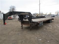 2002 Circle M T/A Flatbed Trailer 