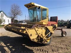 1976 New Holland 1112 Speedrower Self Propelled Swather 