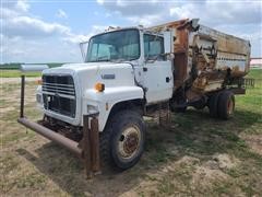 1991 Ford L8000 S/A Feed Truck 