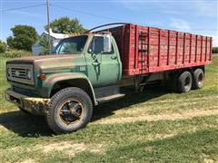 1973 Chevrolet C65 T/A Grain Truck 