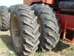 items/f4ab31ccb028e41180be00155de252ff/versatile900tractor