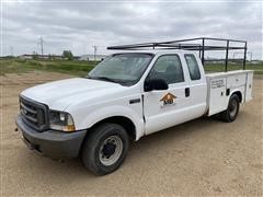 2003 Ford F250 Super Duty Extended Cab Service Pickup 