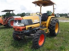 Kubota L3300 MFWD Tractor 