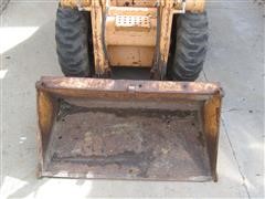 items/f4ecc6e86f50e41180bf00155de1c209/case1818skidsteer