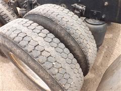 items/f590a7adf843e41180be00155de1c209/2006international4400sba6x4cabandchassis