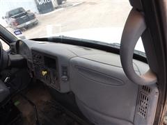 items/f590a7adf843e41180be00155de1c209/2006international4400sba6x4cabandchassis