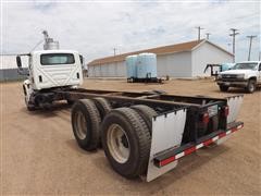 items/f590a7adf843e41180be00155de1c209/2006international4400sba6x4cabandchassis
