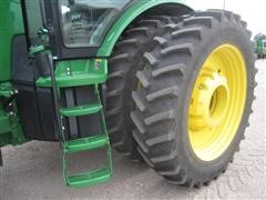 items/f6202425d21de41180be00155de252ff/2012johndeere8260rtractor