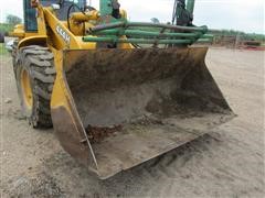 items/f6d54a3b1835e41180bc00155dd1091d/2003johndeere444hloader