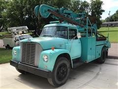 1962 International Loadstar 1700 S/A Digger Truck 