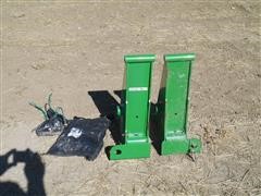 John Deere 300-400 Series Carrier Loader Bucket Mounts 