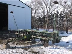 John Deere 494 A Planter 4 Row Wide 