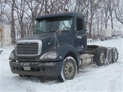 2004 Freightliner Columbia 120 Tri/A Truck Tractor 