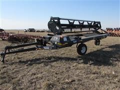 2001 MacDon 3000 Pull-Type Draper Swather 