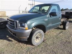 2002 Ford F-350 XL Super Duty Cab And Chassis 