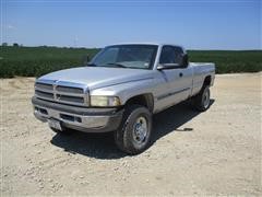 2001 Dodge 2500 4X4 Extended Cab Pickup 