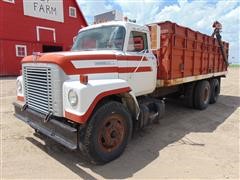 1970 International 2110 A T/A Grain Truck 